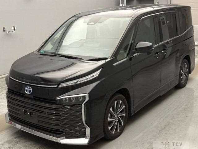 2023 Toyota Voxy