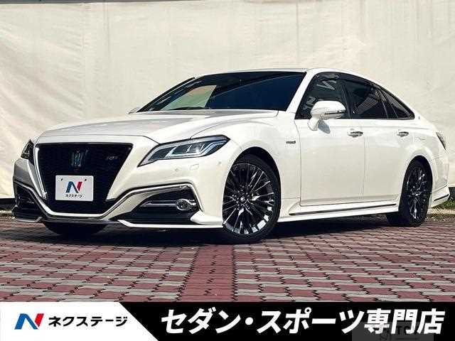 2018 Toyota Crown Hybrid