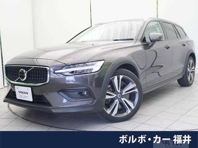 2022 Volvo V60