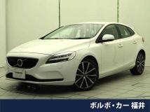 2018 Volvo V40