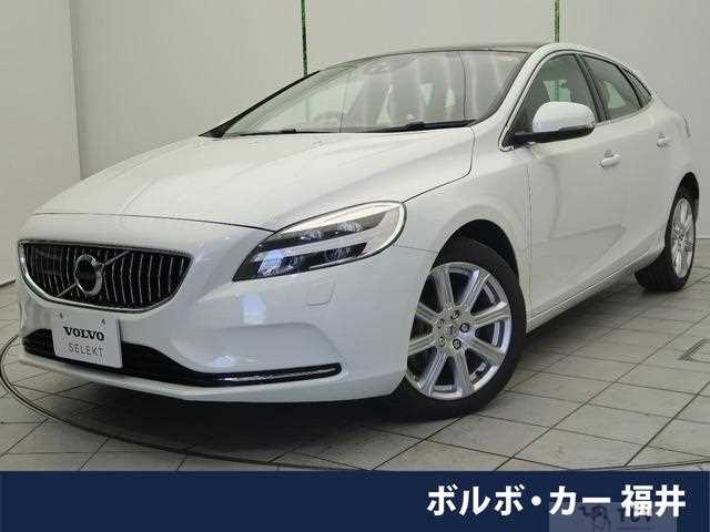 2020 Volvo V40