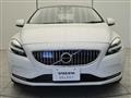 2020 Volvo V40