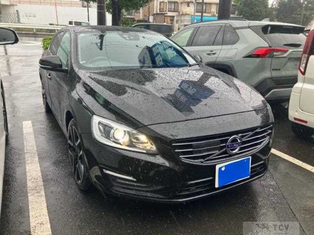 2017 Volvo V60