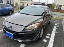 2013 Mazda Axela