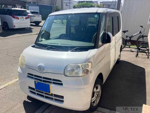 2010 Daihatsu Tanto