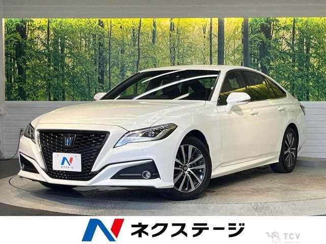 2018 Toyota Crown Hybrid