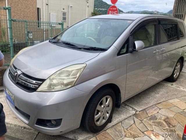 2012 Toyota Isis