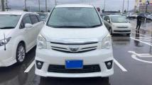 2010 Toyota Noah