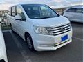 2013 Honda Step WGN