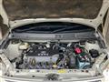 2004 Toyota Raum