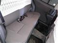 2004 Toyota Raum