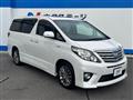 2013 Toyota Alphard Hybrid