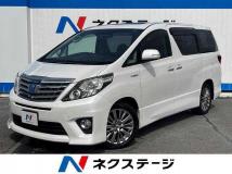 2013 Toyota Alphard Hybrid