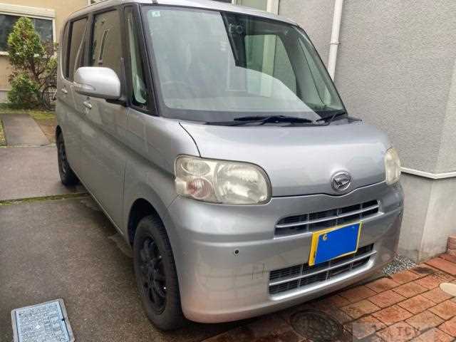 2011 Daihatsu Tanto