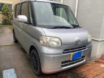 2011 Daihatsu Tanto