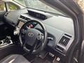 2016 Toyota PRIUS α