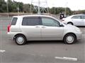 2005 Toyota Raum