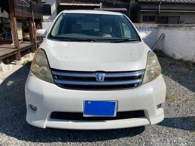 2009 Toyota Isis