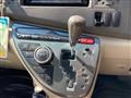 2009 Toyota Isis