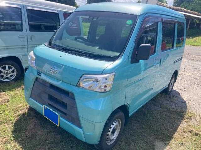 2018 Daihatsu Hijet Cargo