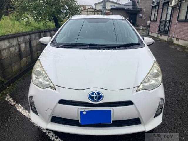 2012 Toyota AQUA