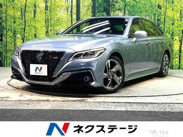 2019 Toyota Crown Hybrid