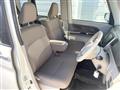 2016 Daihatsu Tanto