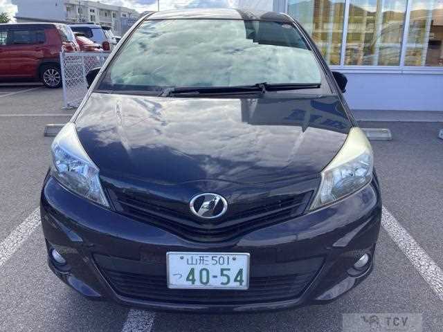 2012 Toyota Vitz