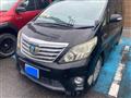 2013 Toyota Alphard Hybrid