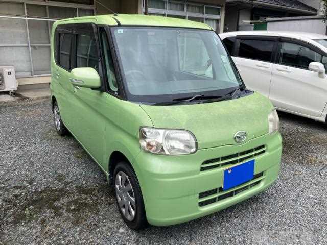 2011 Daihatsu Tanto