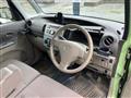 2011 Daihatsu Tanto
