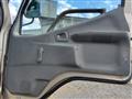 2000 Mitsubishi Fuso Canter Guts