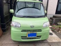 2011 Daihatsu Tanto