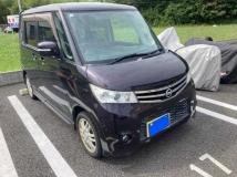 2010 Nissan ROOX