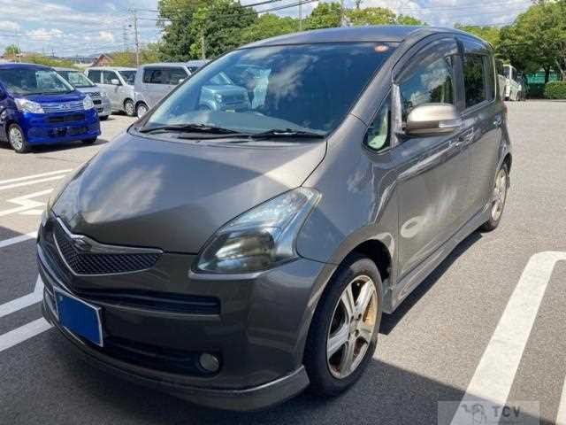 2005 Toyota Ractis