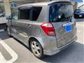 2005 Toyota Ractis