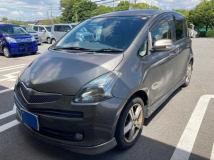 2005 Toyota Ractis
