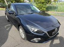 2014 Mazda Axela