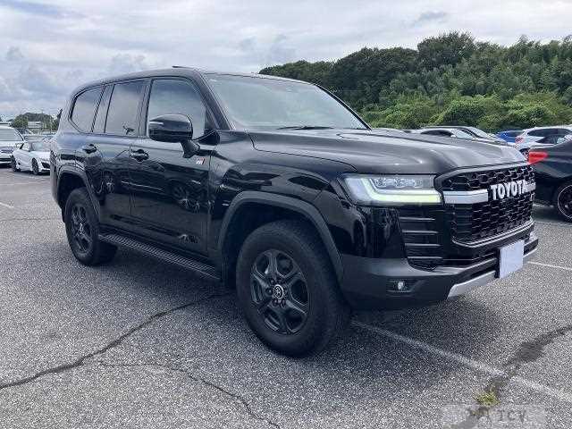 2023 Toyota Land Cruiser