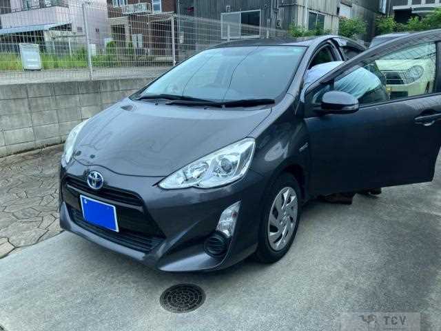 2015 Toyota AQUA