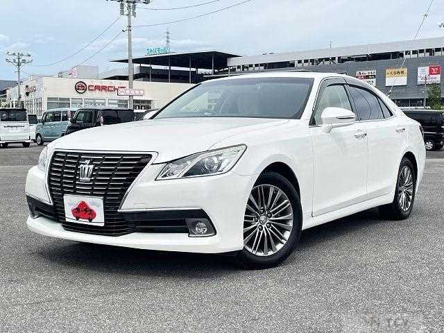 2013 Toyota Crown