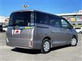 2017 Toyota Voxy