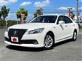 2013 Toyota Crown Hybrid