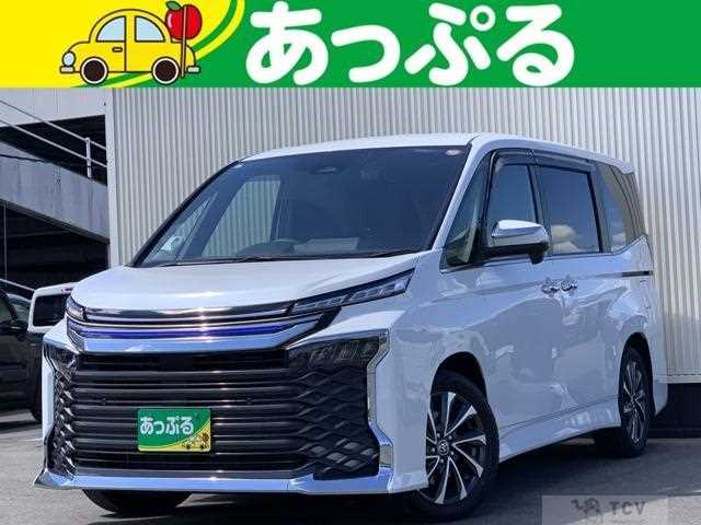 2023 Toyota Voxy