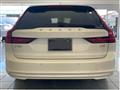 2022 Volvo V90