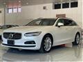 2022 Volvo V90