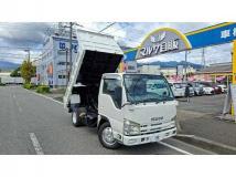 2012 Isuzu Elf Truck
