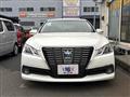 2013 Toyota Crown Hybrid
