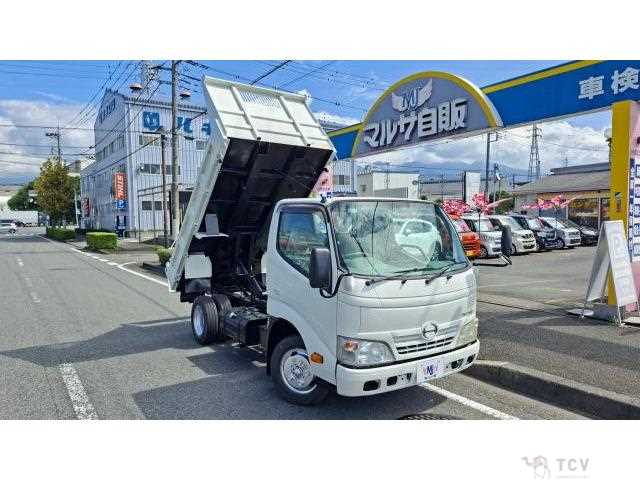 2011 Hino Dutro