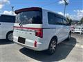 2023 Mitsubishi Delica D5